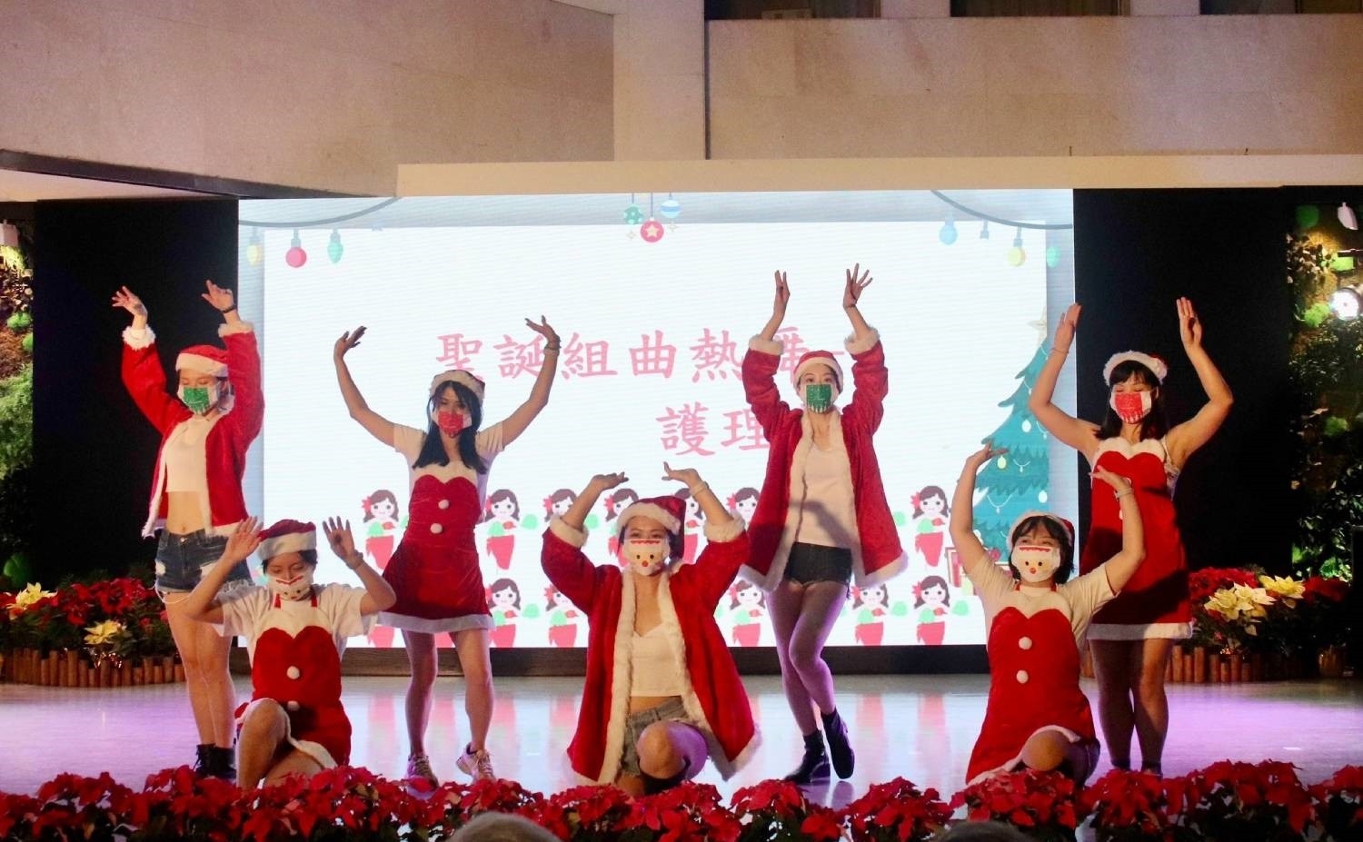 112/11/28 臺北榮民總醫院聖誕點燈 傳遞祝福